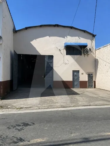 Galpão mais uma casa de 500m