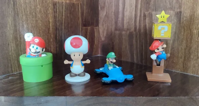 Bonecos Super Mario do MC Donald's 