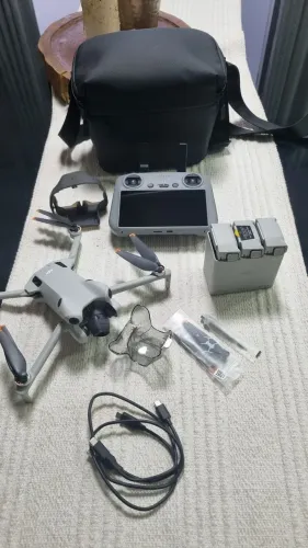 Dji mini 4 pró combo plus seminovo