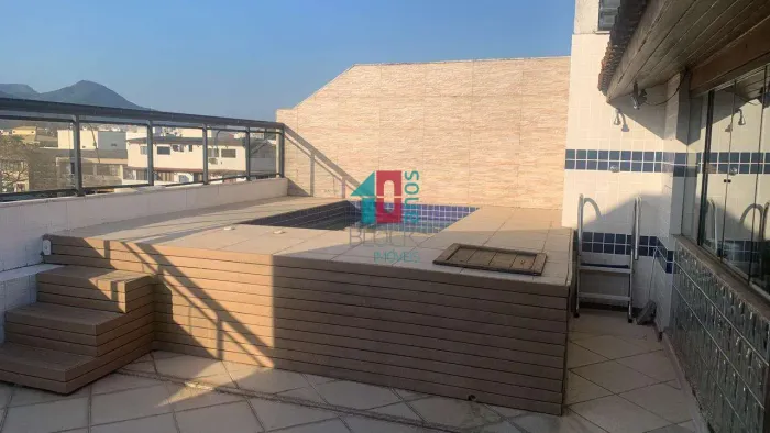 Recreio dos Bandeirantes | Cobertura 4 quartos, sendo 2 suites