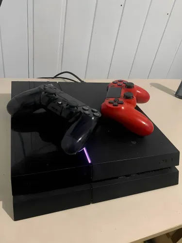 PS4 1TB || 2 CONTROLES