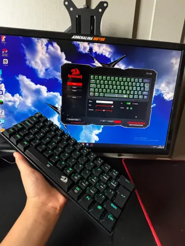 TECLADO MECÂNICO REDRAGON DRAGONBORN