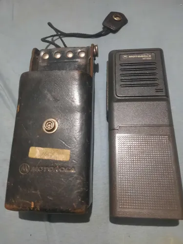 Walk talk motorola MT 1000