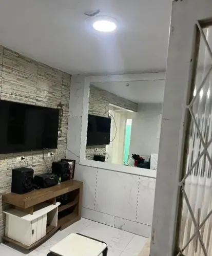 CASA COM 2 QUARTOS EM CAMPO GRANDE - ACEITO ENTRADA