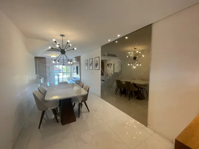 CAXIAS DO SUL - Casa Padrão - FÁTIMA