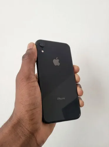 IPhone XR/ 64GB