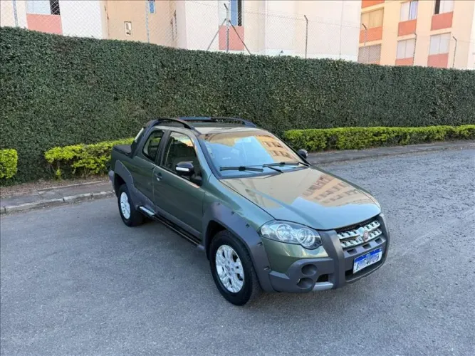 Fiat Strada Adv.1.8 16V Locker Dualo. Flex CD 2012