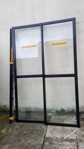 Porta balcão Linha suprema 1,37x2,15