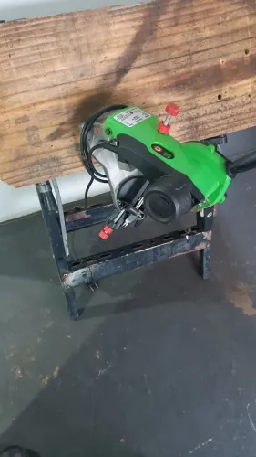 Vendo uma amolador para motosserra 