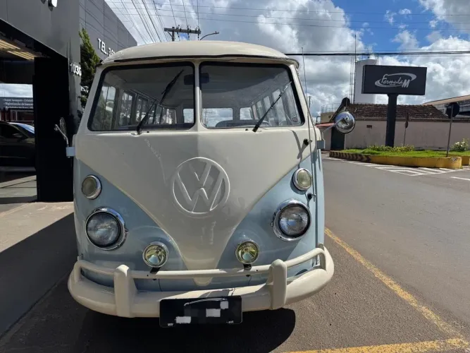 Volkswagen Kombi Standard/ Luxo/ Serie Prata 1976