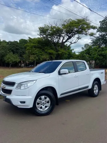 Chevrolet S10 Pick-up LT 2.8 TDI 4X4 CD Diesel 2012
