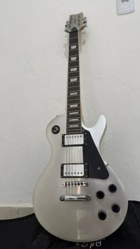 Guitarra Waldman Les Paul - GLP-200 (Silver/Prata) + Pedal chorus "Nig Detune"