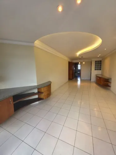Alugo apartamento no Aeroclube