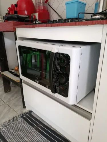 Vende-se forno elétrico usado semi-novo 