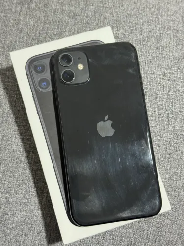 iPhone 11