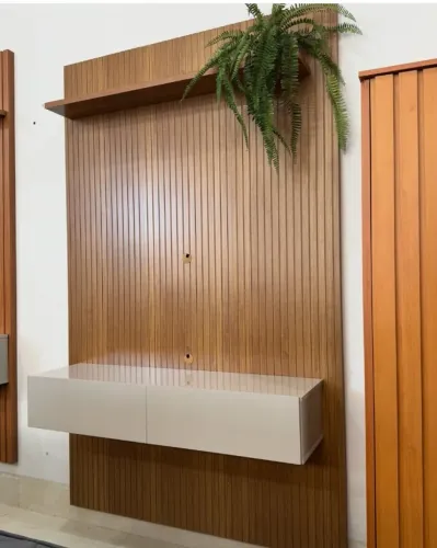 Painel Para TV Com 2,18m de Altura (Produto Novo)