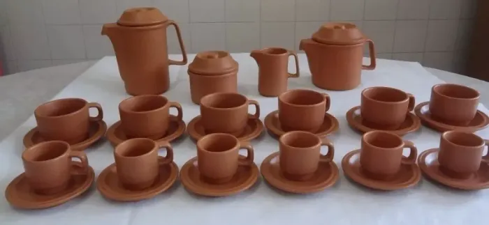 Jogo de café/chá de cerâmica.