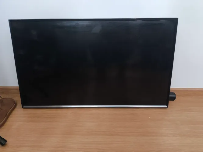 Tv Samsung smart hub 32" (2015)