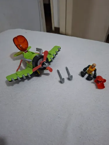 avião verde Fisher-Price Imaginext Sky Racers Sea Stinger seminovo