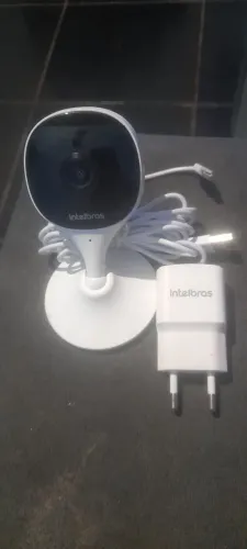 Câmera IMX C Intelbras com cartão de memória de 32gb