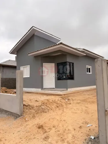 Casa à venda no bairro Sanga da Toca - Araranguá/SC