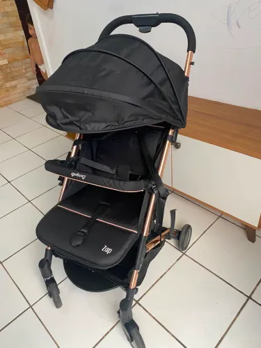 Carrinho De Bebê Zap Metal Cobre Burigotto Compacto Dobrável Cor Preto