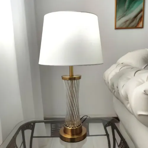 abajur bronze cristal cúpula linho branco sindora 32×62cm