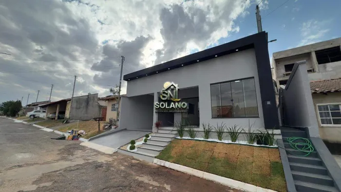 Casa à Venda no Condomínio Atibaia