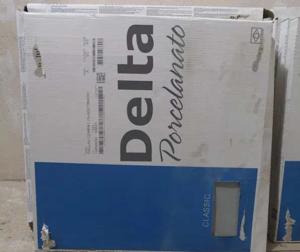 Piso porcelanato acetinado delta