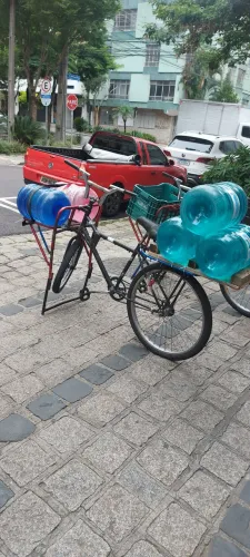 Vaga para entregador de água - Bicicleta