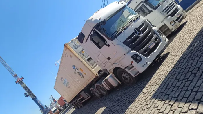 caminhao actros 2546 completo