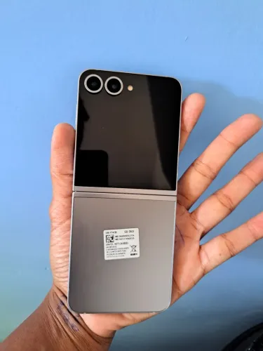 Samsung galaxy Z flip 6