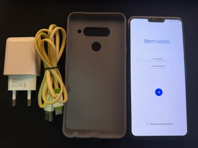 LG V40