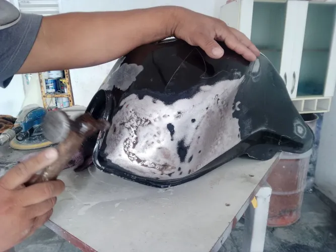 Recuperação e pintura em tanques 