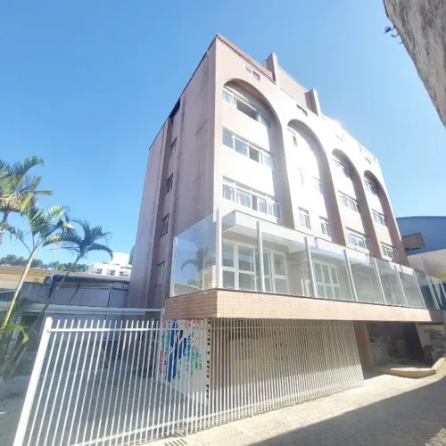 Studio Mobiliado e Equipado com 32m² | 50m do Shopping Muller | Centro Cívico