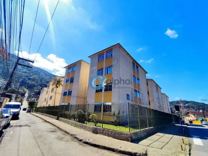 Apartamento 03 Quartos para venda - Mosela - Petrópolis/RJ