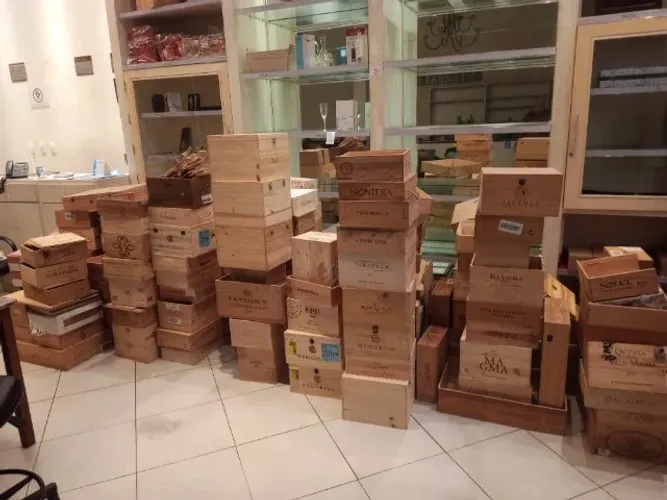 Caixas de madeira para vinho