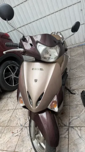 Honda Lead 110 - 2010 | 32.130 km