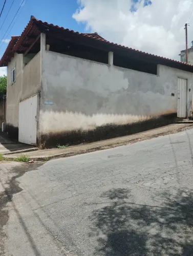 Vendo casa em Claudio mg