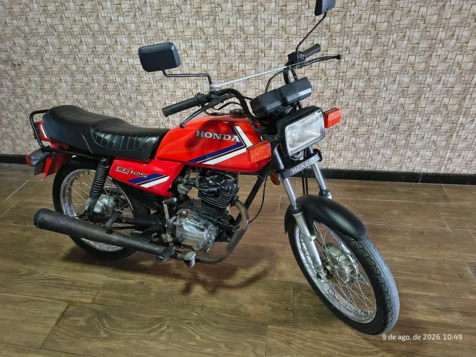 Honda CG 125 (1985) "CG Quadrada"? Câmbio de 5 Marchas | A Válvula de Escape da Sua Rotina