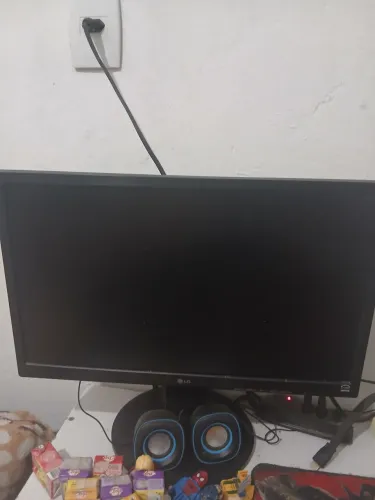 Monitor LG 22