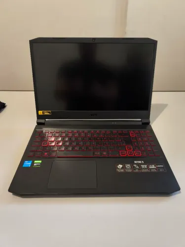 Notebook Gamer Acer Nitro 5 - Tela 144Hz i5 11a Gen 16GB RAM SSD 256GB + HD 1TB