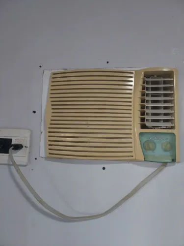 AR CONDICIONADO JANELA 7.500 BTUS