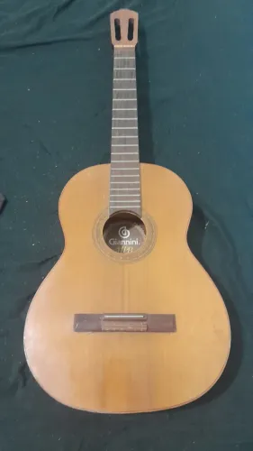 Vendo ou troco Violão vintage Giannini MPB anos 80