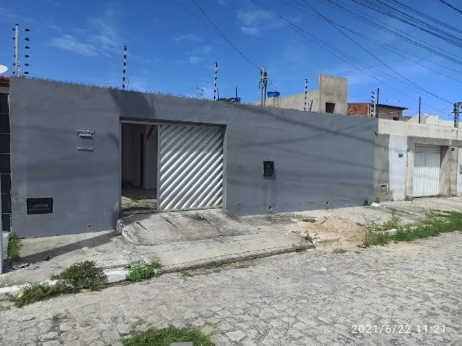 Vendo Casa no Residencial Brisa Mar- Aruana