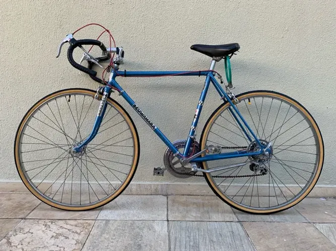 Bicicleta clássica de corrida (ler anúncio)