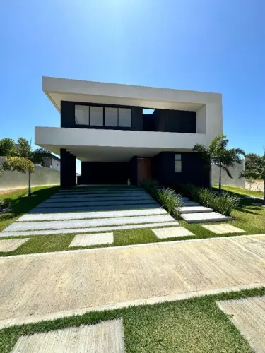 Residência de alto padrão em localização privilegiada na Cidade Alpha Ceará