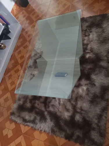 Mesa de centro de vidro