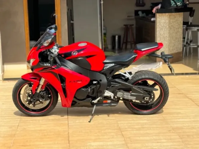 CBR 1000rr Fireblade 