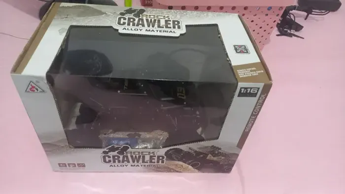 Vendo caro controle remoto zerado nunca foi usado